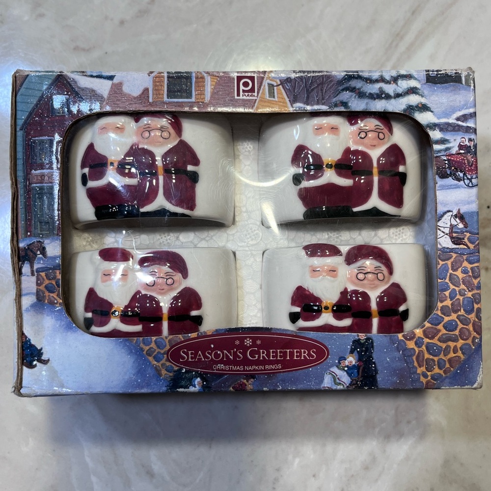 Publix Christmas Napkin Rings, Mr. & Mrs. Claus.